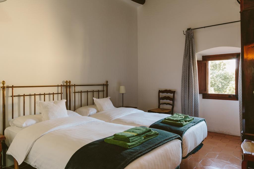 Hotel Mas Berenguer Riells del Fay Exterior foto